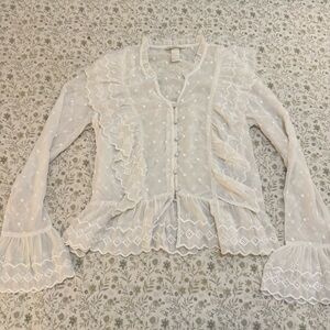 H&M white lace button up blouse with ruffles and flared sleeves